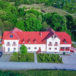 H&eacute;tk&ouml;znapi kikapcsol&oacute;d&aacute;s a M&aacute;tr&aacute;ban